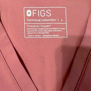 Women’s Mauve FIGS scrub set Large NWOT